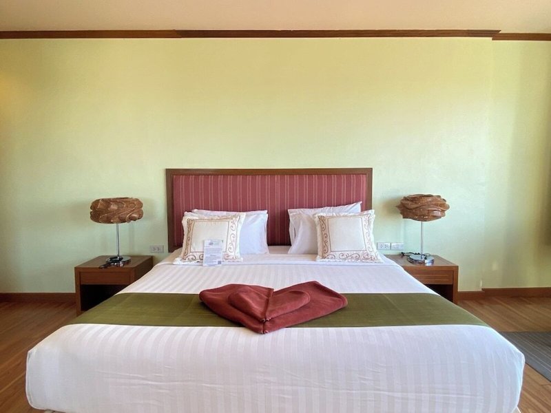 Thipurai Beach Hotel 32