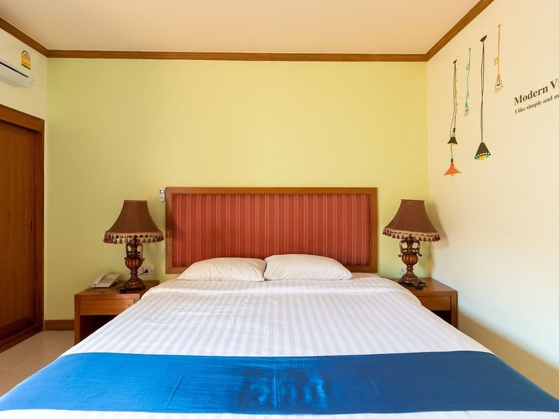 Thipurai Beach Hotel 33