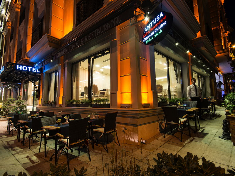 Antusa Palace Hotel & Spa 5