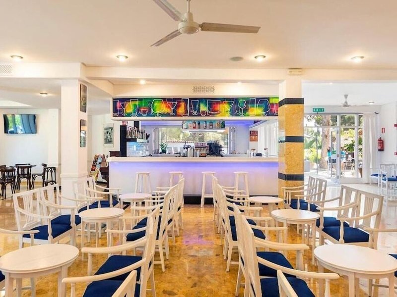 Hotel Cala Murada 32