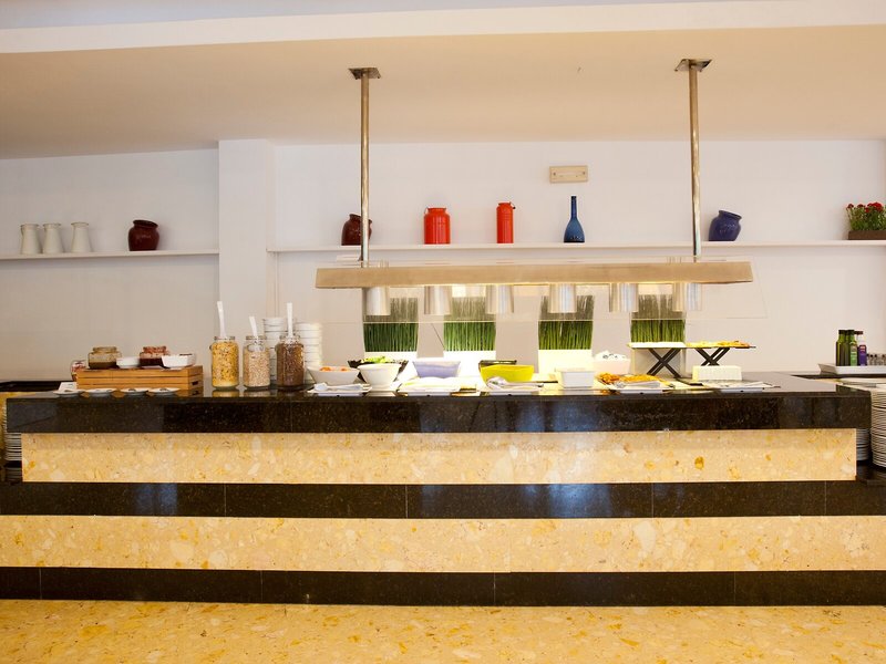 Hotel Cala Murada 37