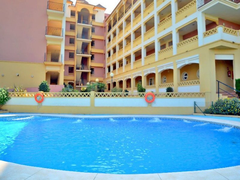 Apartamentos Leo Canela 1