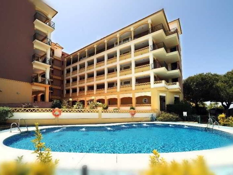 Apartamentos Leo Canela 2