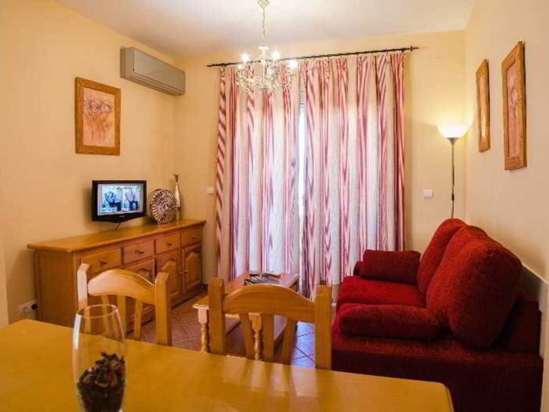 Apartamentos Leo Canela 7