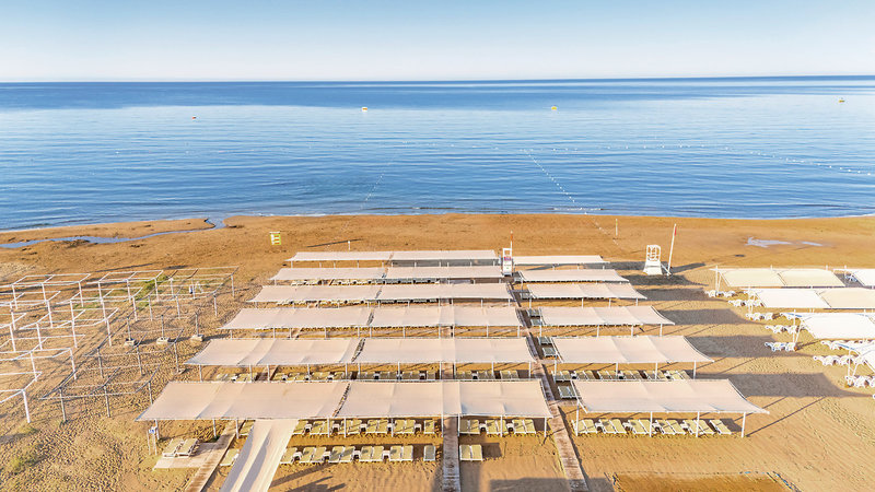 Glamour Resort & Spa 4