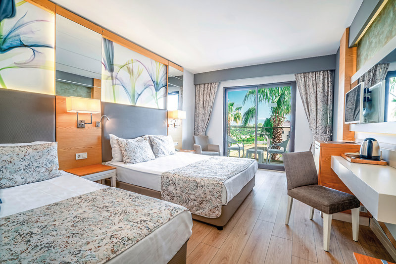 Glamour Resort & Spa 5