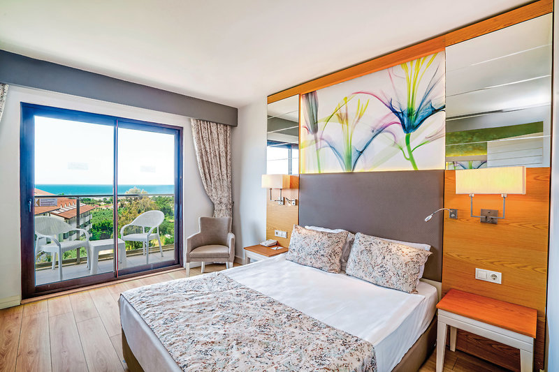 Glamour Resort & Spa 6