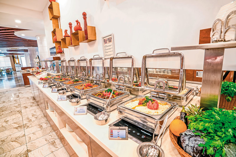 Glamour Resort & Spa 13