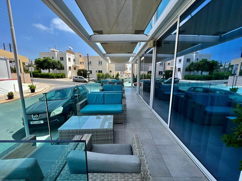 Sunny Blue Hotel 9