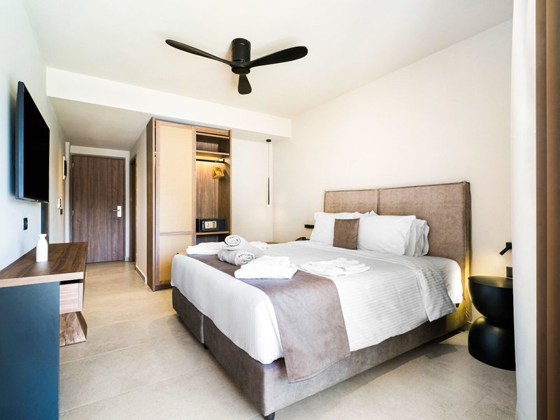 Harmony E Rock Hotel & Resort 17