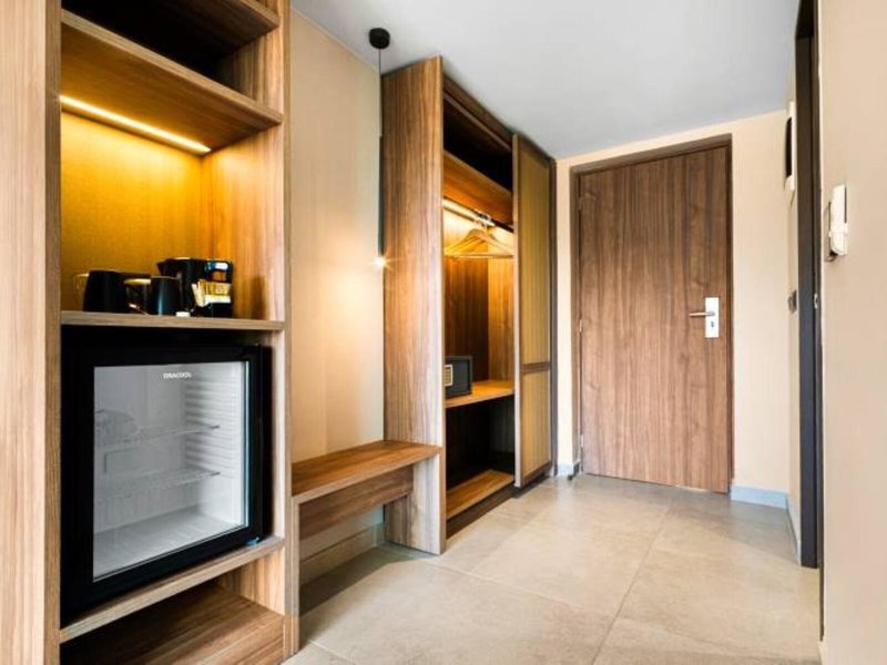 Harmony E Rock Hotel & Resort 33