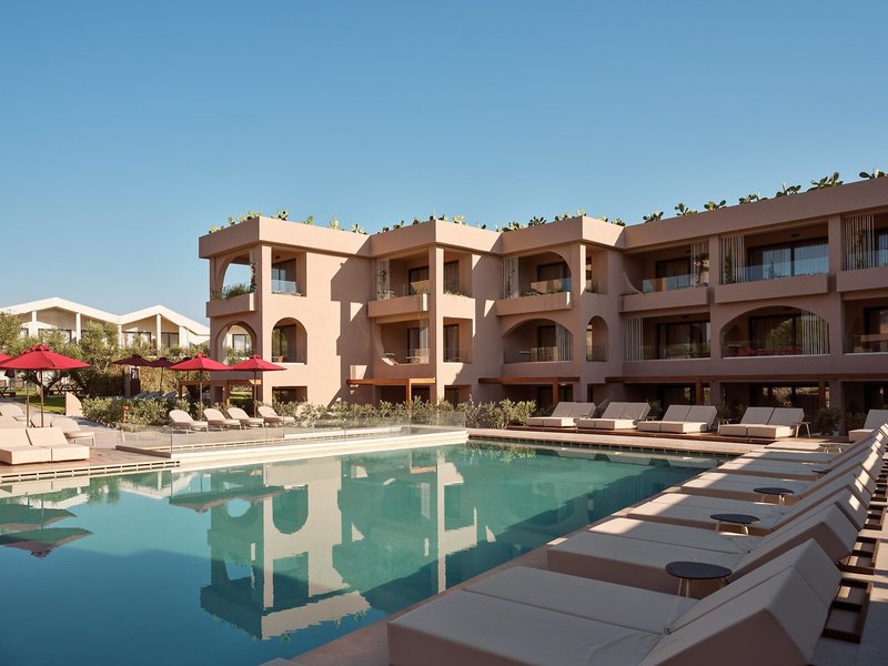 Planos Bay Hotel 9