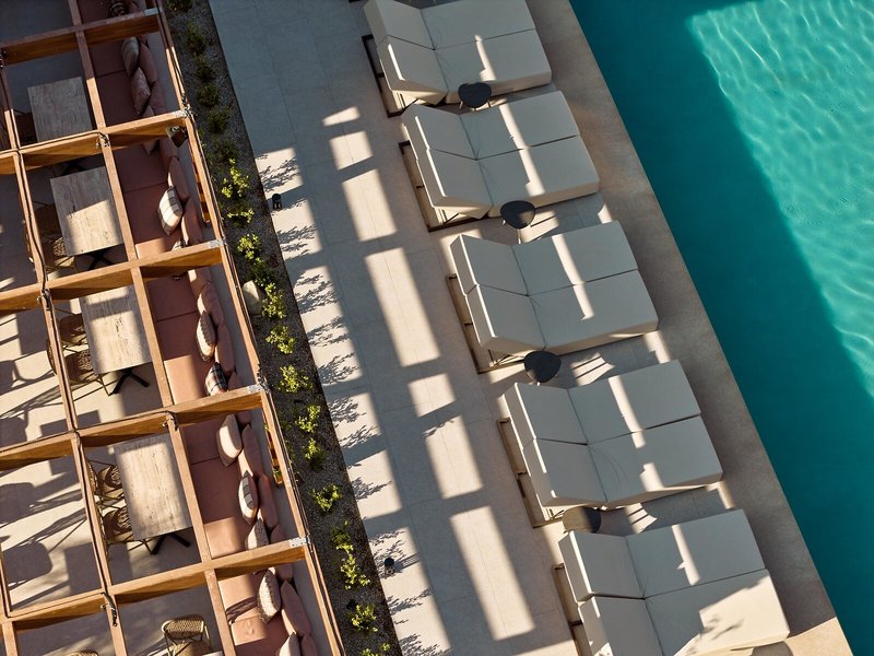 Planos Bay Hotel 11