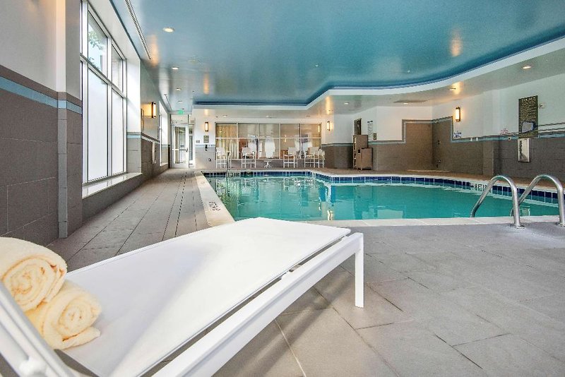DoubleTree by Hilton Asheville Downtown 3