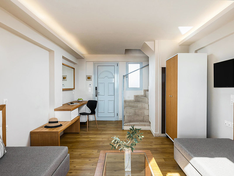 Akron Seascape Resort 7