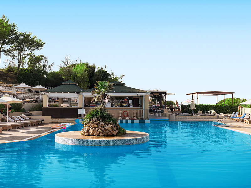 Akron Seascape Resort 9