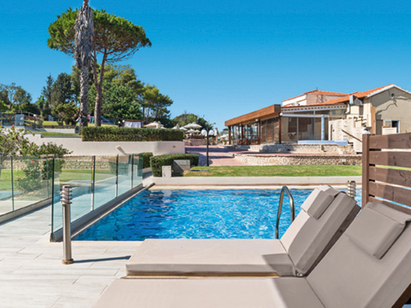 Akron Seascape Resort 10