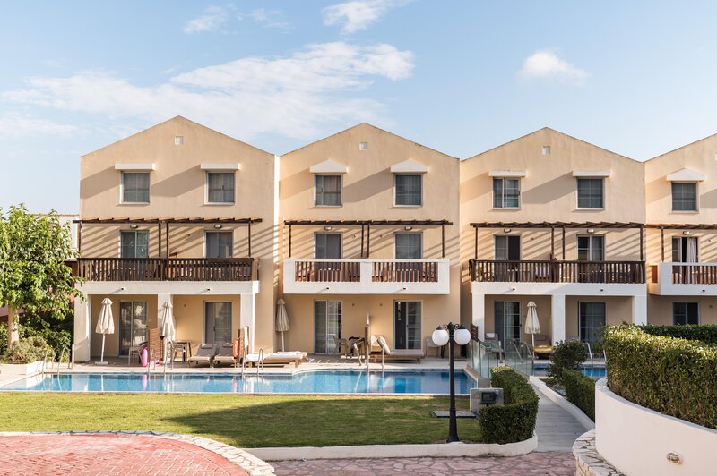 Akron Seascape Resort 11