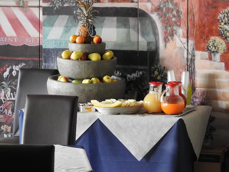 Chrismare Hotel 1 - Restaurant