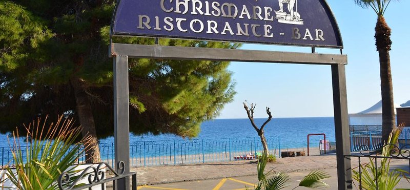 Chrismare Hotel 5 - Exterior