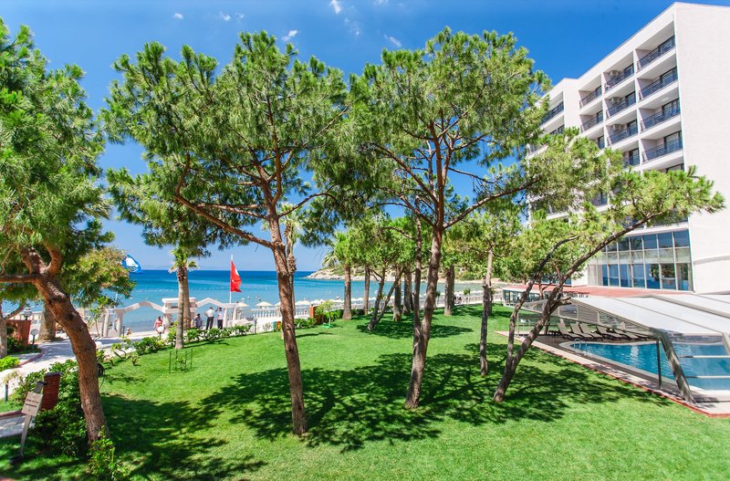Tusan Beach Resort 14 - Garden