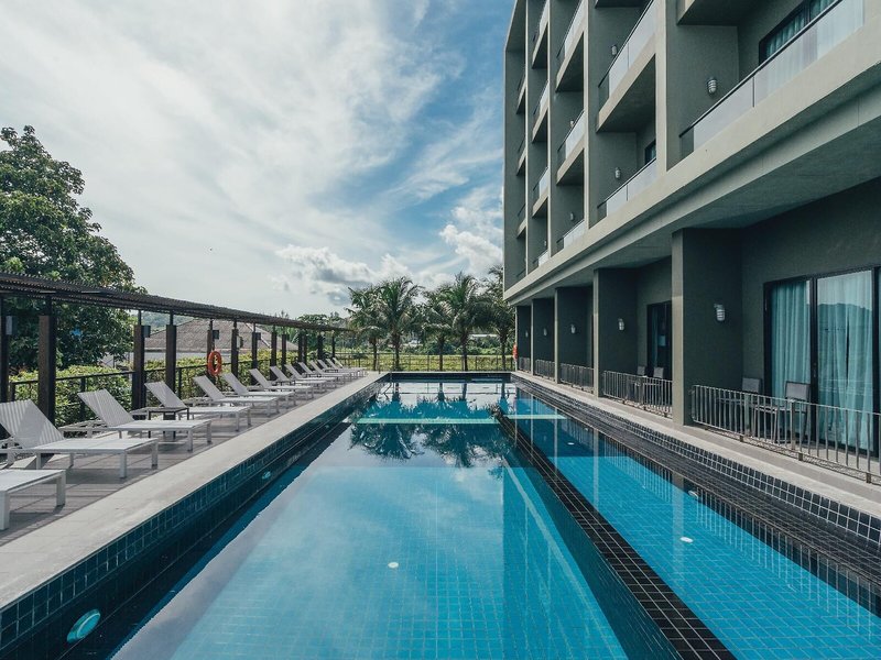 Marina Express - AVIATOR Phuket Airport 7