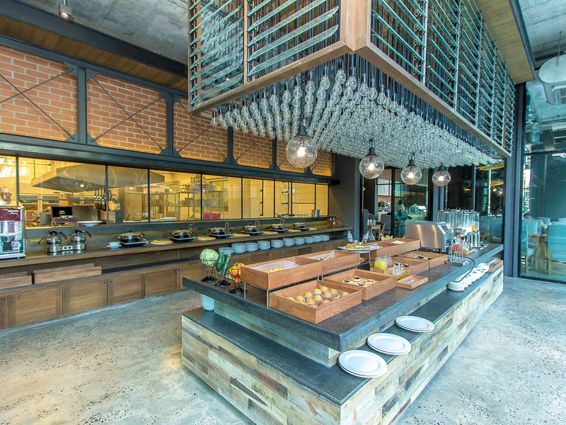 Marina Express - AVIATOR Phuket Airport 20