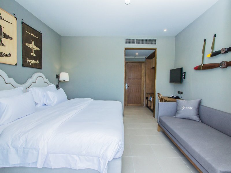 Marina Express - AVIATOR Phuket Airport 26