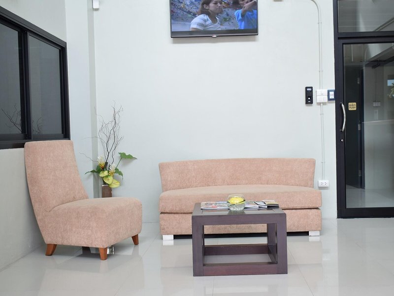 Annex Lumpini Bangkok 3