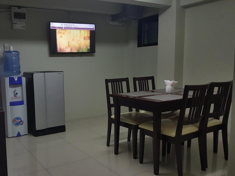 Annex Lumpini Bangkok 11