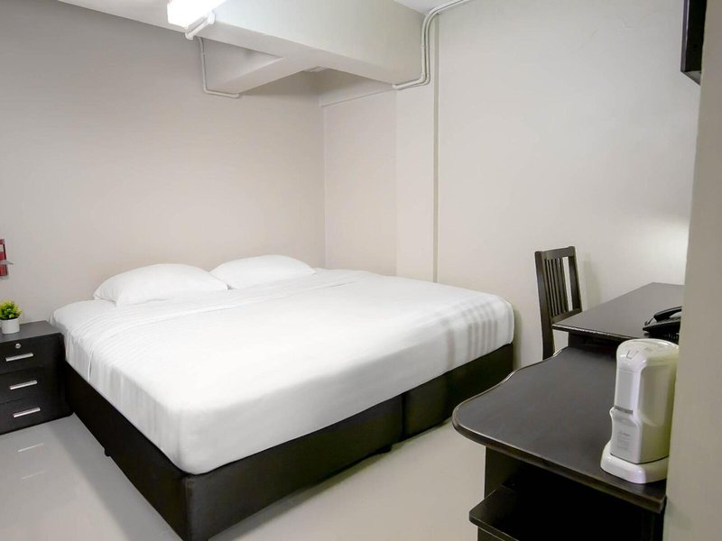 Annex Lumpini Bangkok 21