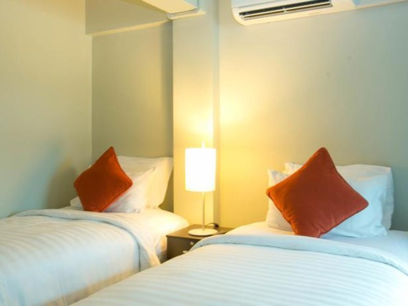 Annex Lumpini Bangkok 26