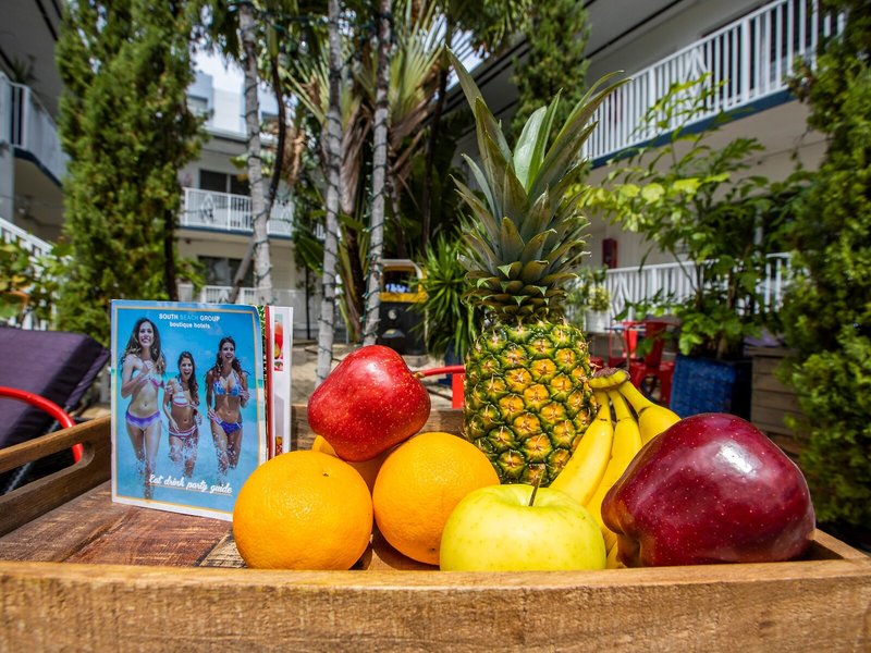 Beachside All Suites Hotel 8
