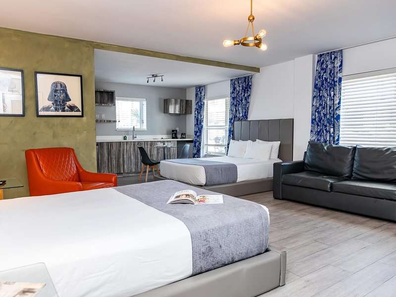 Beachside All Suites Hotel 30