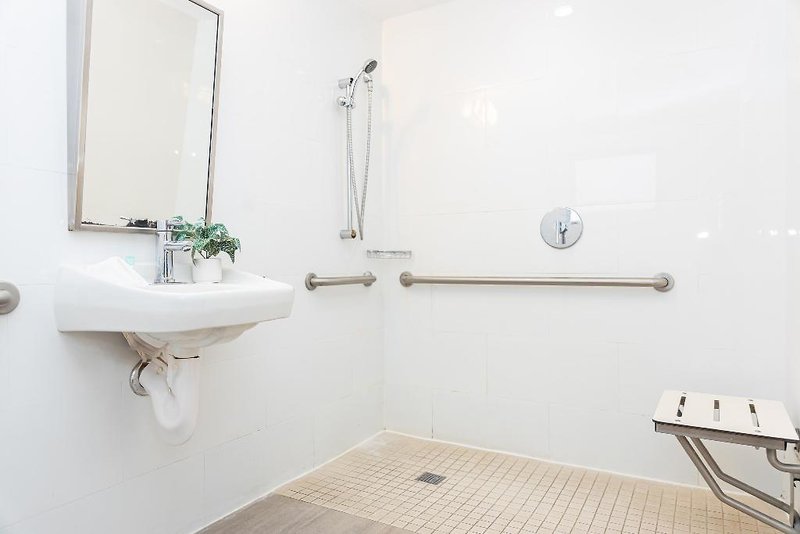 Beachside All Suites Hotel 3