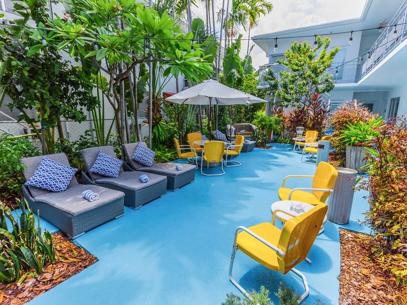 Seaside All Suites Hotel 7