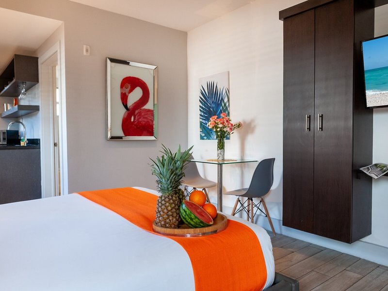 Seaside All Suites Hotel 18