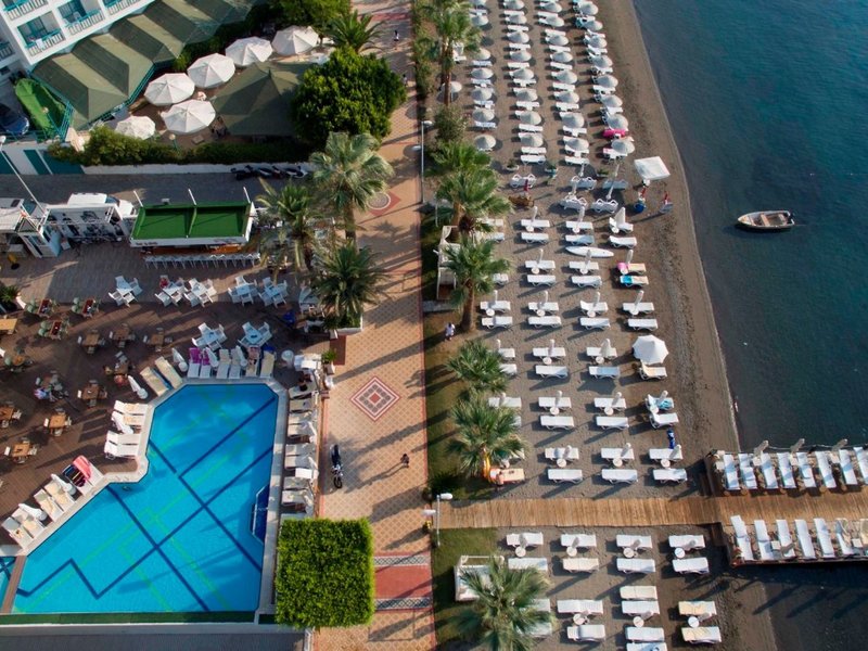 Cettia Beach Resort 1