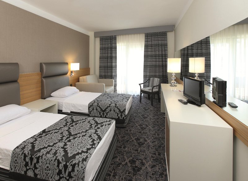 Cettia Beach Resort 10