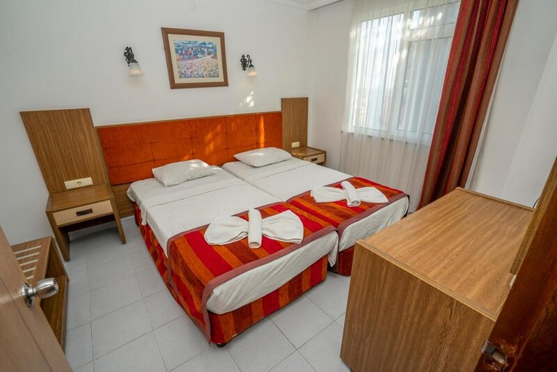 Carmen Suite Hotel 7