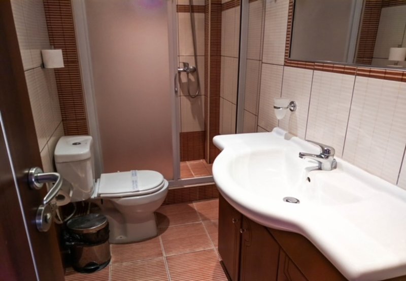 Meliton Inn Hotel & Suites 8