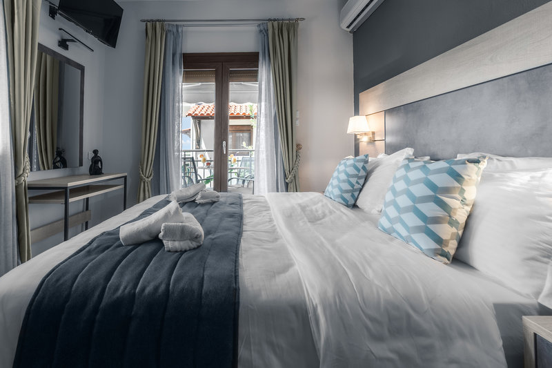 Meliton Inn Hotel & Suites 11