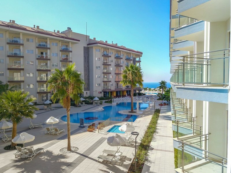 Ramada Hotel & Suites Kusadasi 13