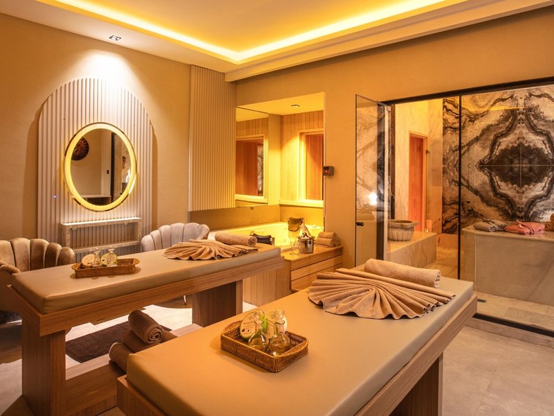 Ramada Hotel & Suites Kusadasi 35