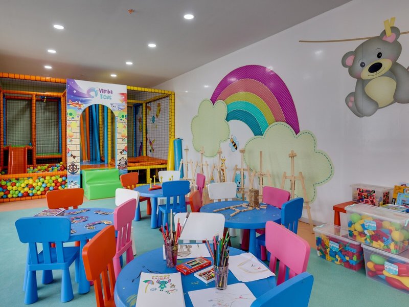 Ramada Hotel & Suites Kusadasi 39