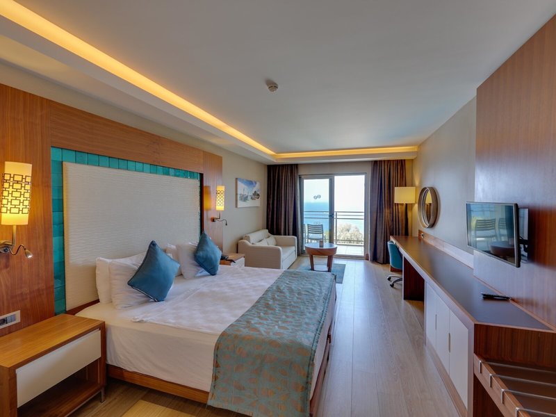 Ramada Hotel & Suites Kusadasi 48