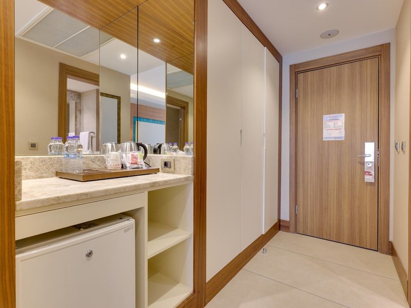 Ramada Hotel & Suites Kusadasi 50