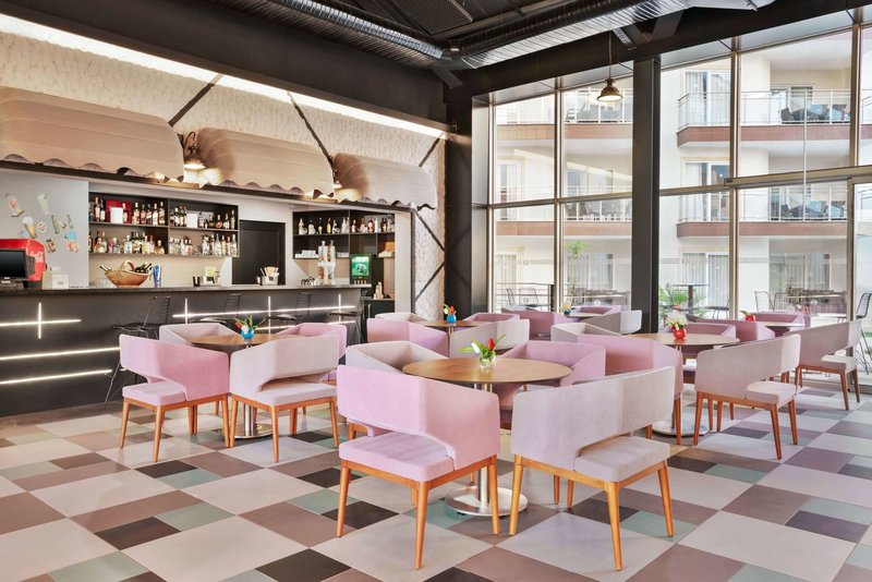 Ramada Hotel & Suites by Wyndham Kusadasi 5