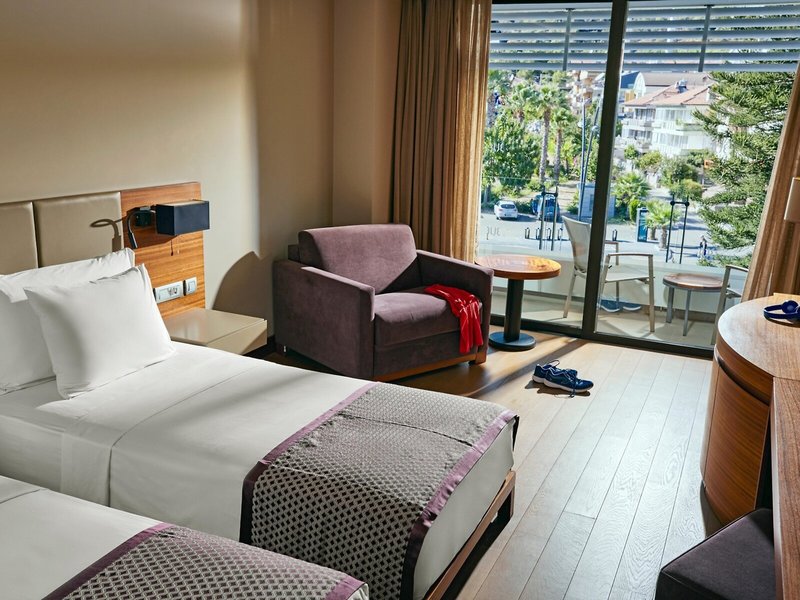 TUI BLUE Grand Azur 23
