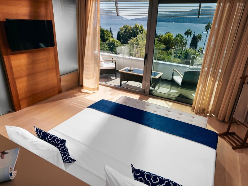 TUI BLUE Grand Azur 27